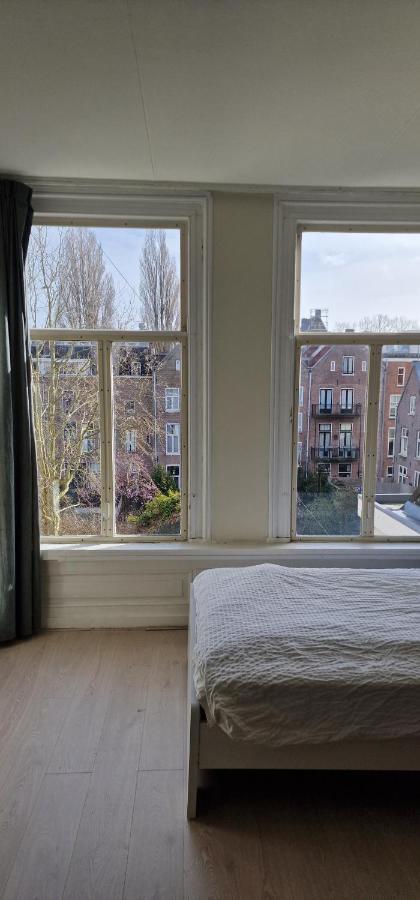 Bed and Breakfast Frank'S And Chong'S Excellent Location Ámsterdam Exterior foto