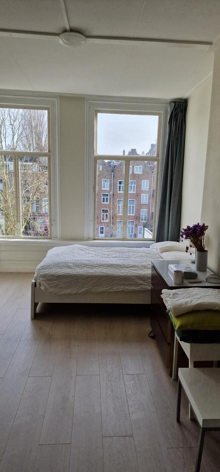 Bed and Breakfast Frank'S And Chong'S Excellent Location Ámsterdam Exterior foto